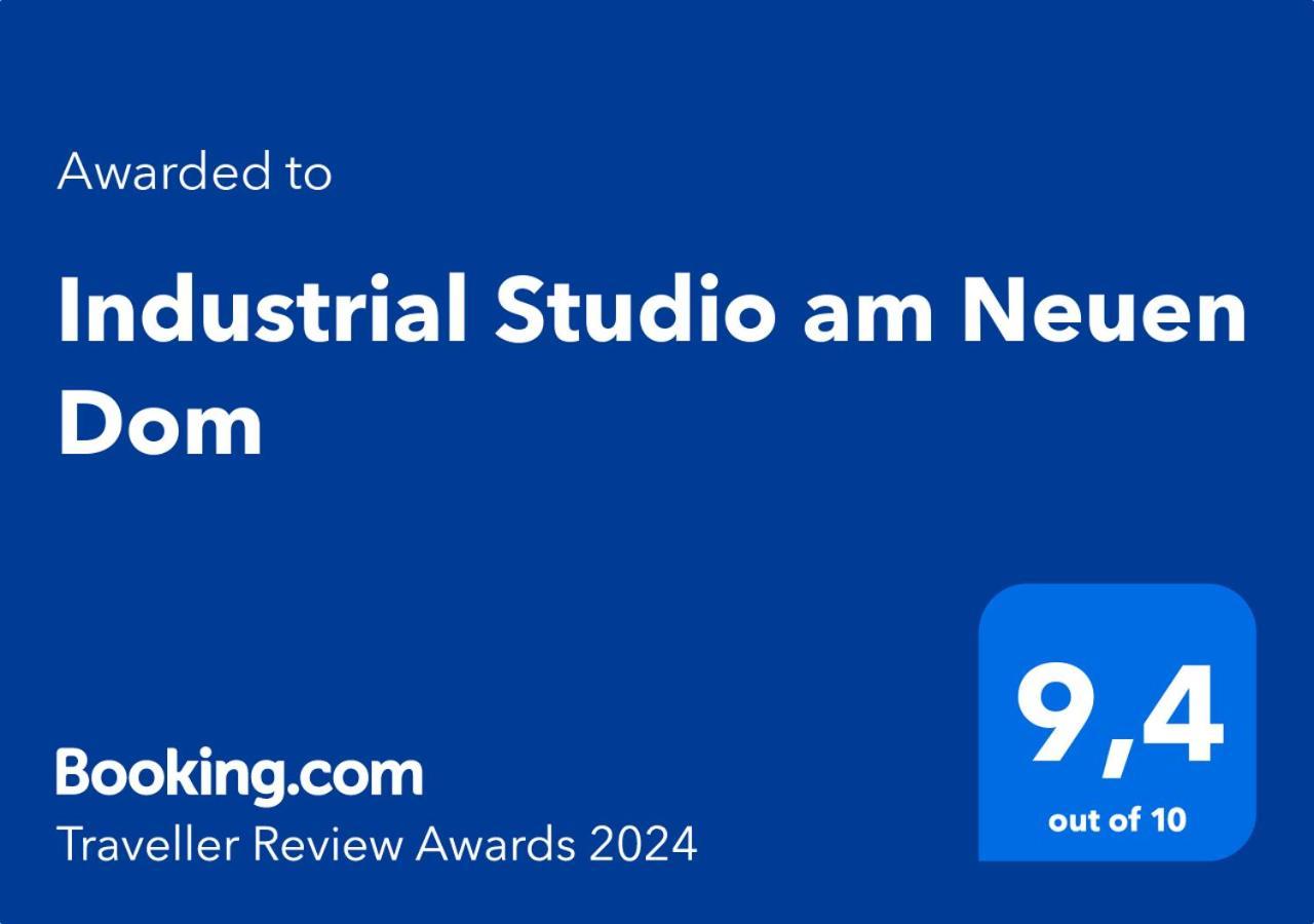 Industrial Studio Am Neuen Dom Linz Exterior foto